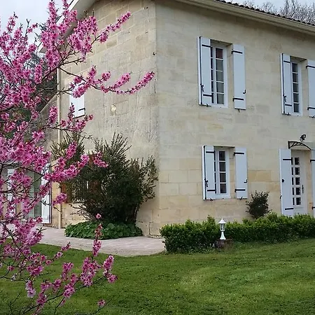 La Chenaie Couette-café 3*