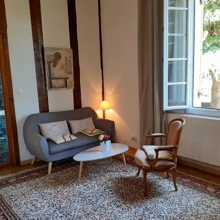 La Chenaie Couette-café 3*